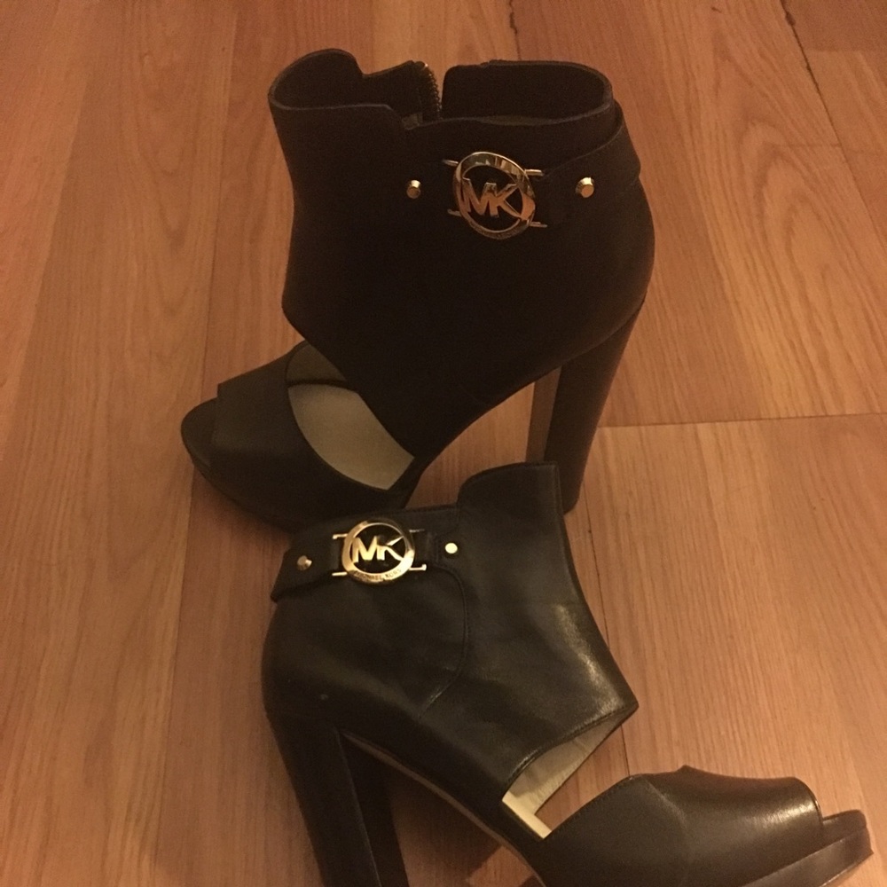 Michael Kors Pep Toe